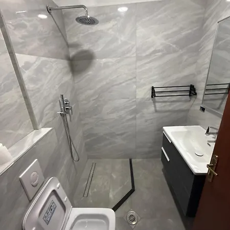 Ikea Hotel 3*